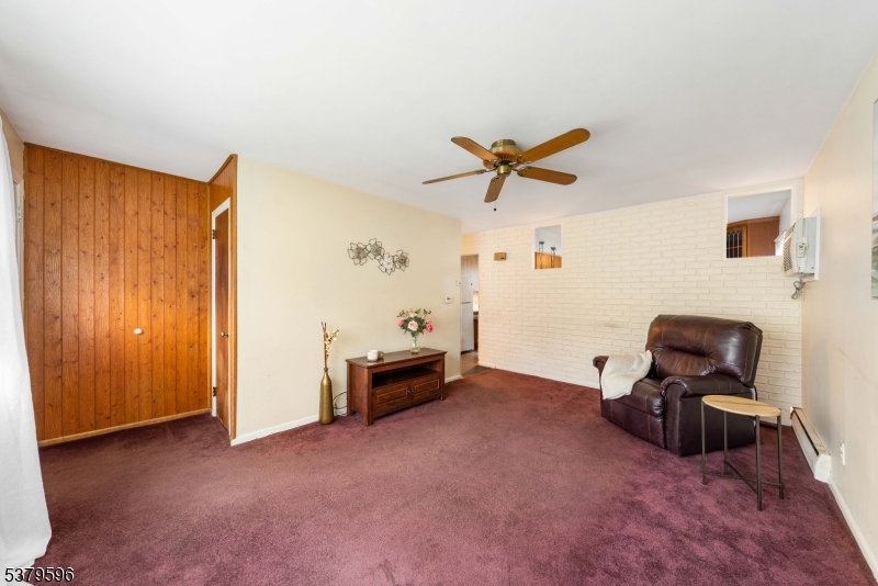 36 Amherst Ave