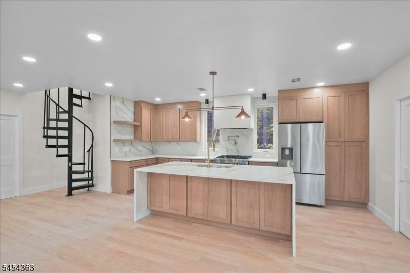 27B Taylortown Rd