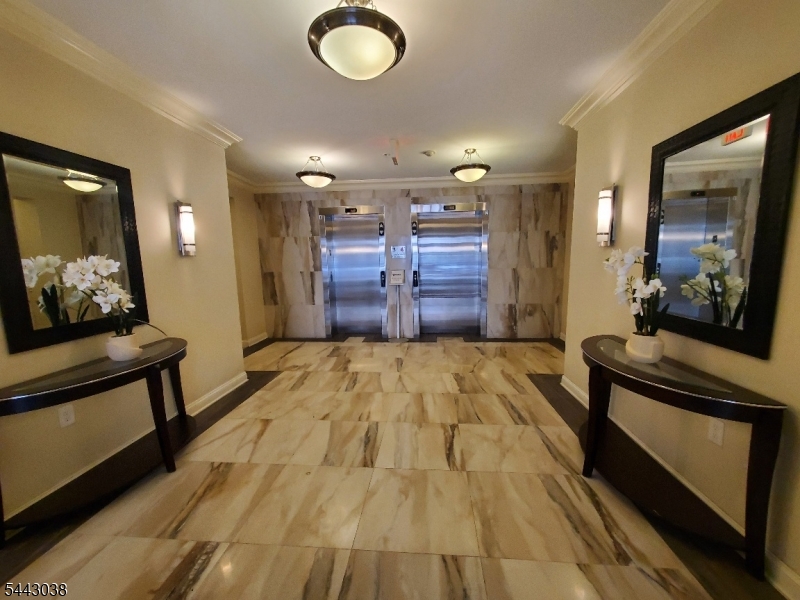 104 E Elizabeth Ave 207