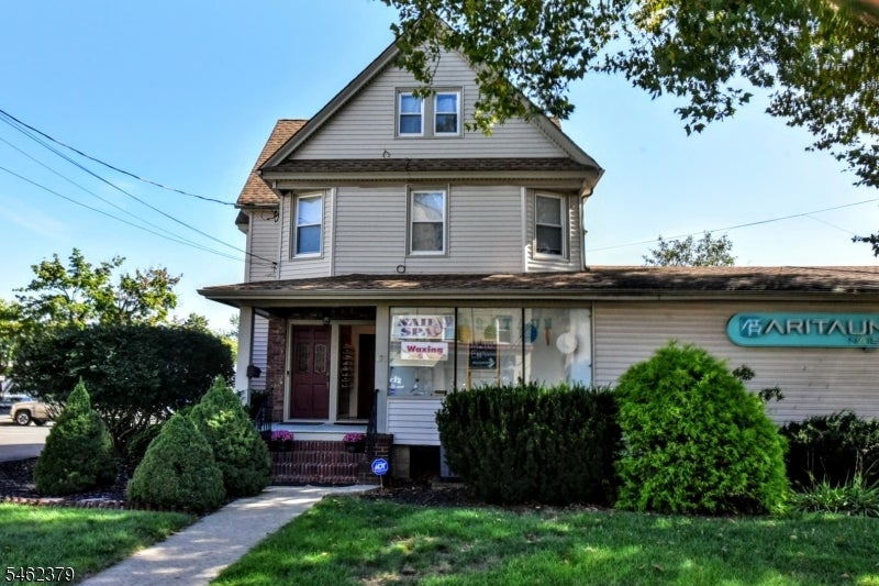 175 Center Ave