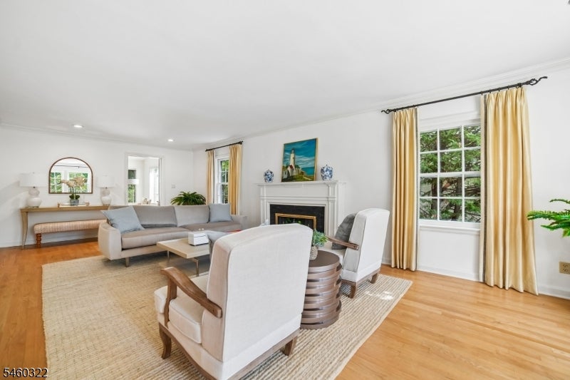 31 Claremont Ave