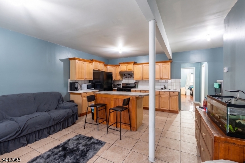 363 Summer St