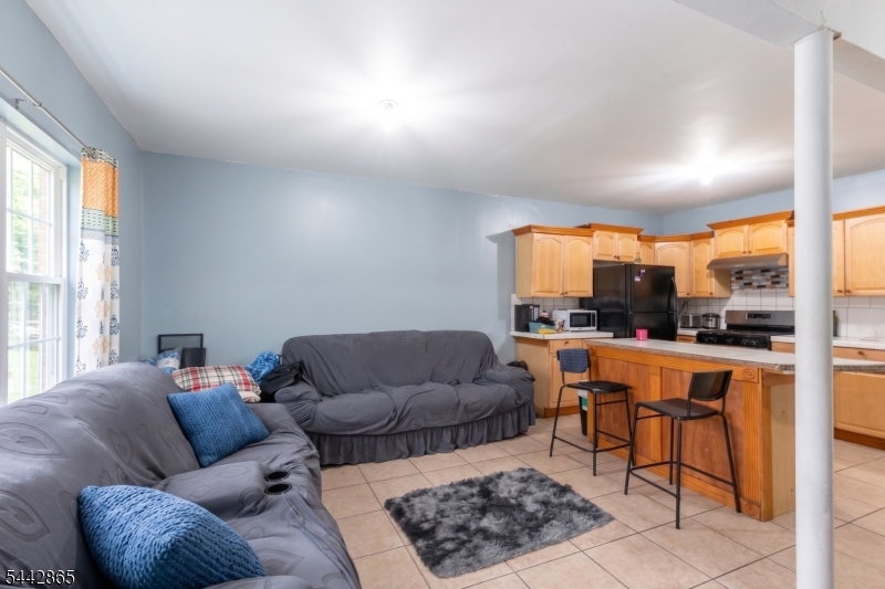 363 Summer St