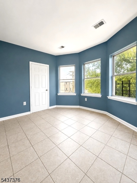 44 Astor st 3