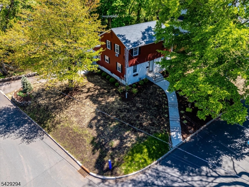 78 Rose St