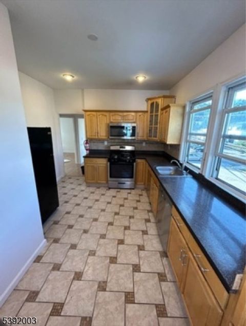 Photo of 466 Cortlandt St 2nd Fl St #2, Belleville, NJ 07109 (MLS # 3994480)