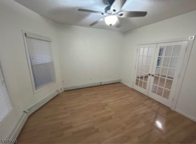 466 Cortlandt St 2nd Fl. 2