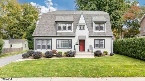 Photo of 118 Rynda Rd, South Orange, NJ 07079 (MLS # 3993916)