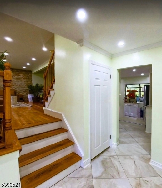 2004 Winding Brook Way