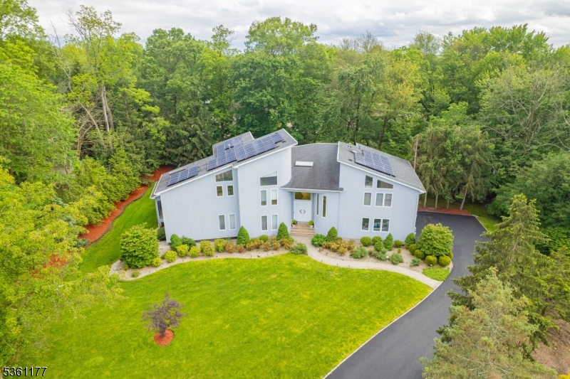 12 Fox Hollow Rd