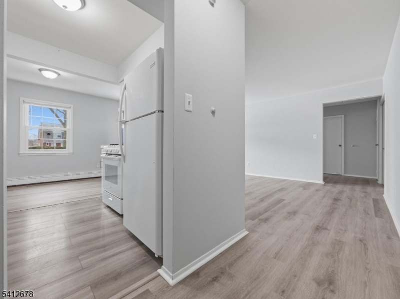 66 Stonehurst Blvd A