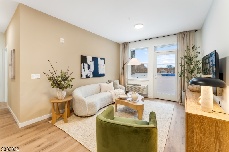 431 Dr Mlk Jr Blvd 522