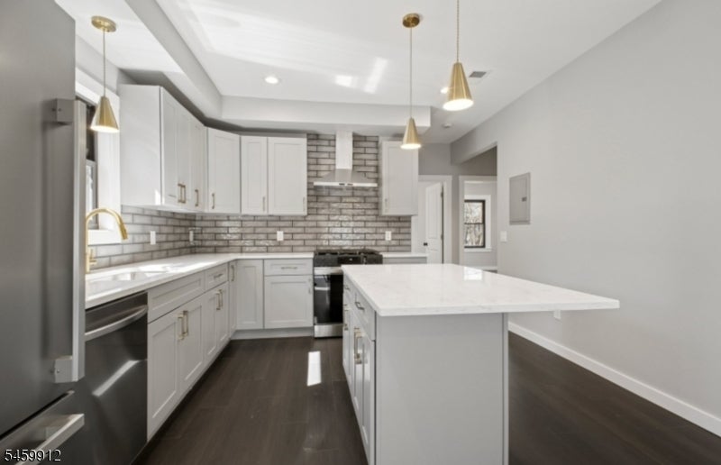 142 Maple Ave 1
