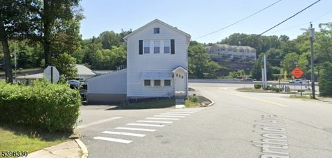 17 Lafayette Ave Butler Boro NJ 07405