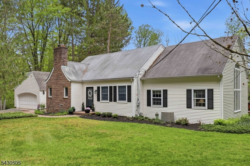 114 Upper Sunset Dr