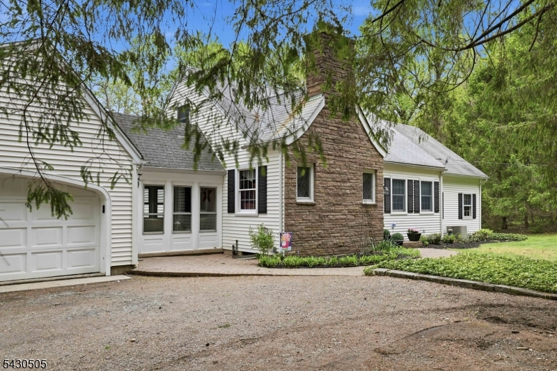 114 Upper Sunset Dr
