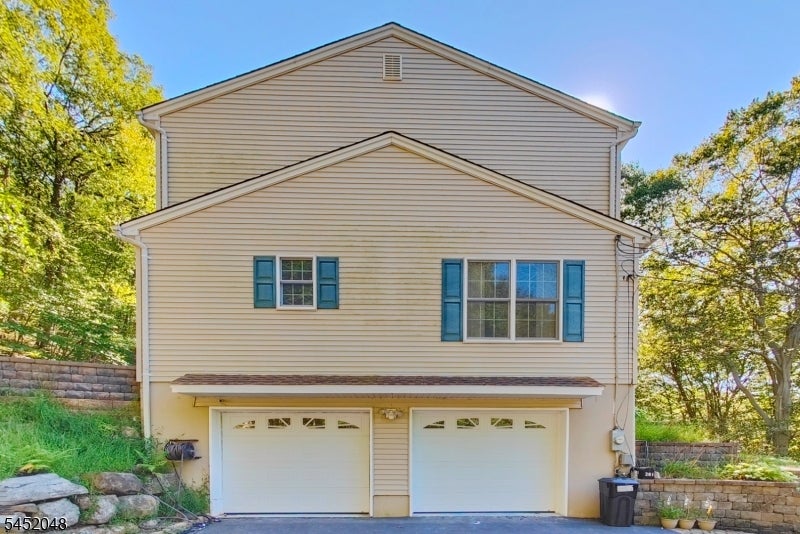 281 Kinnelon Rd