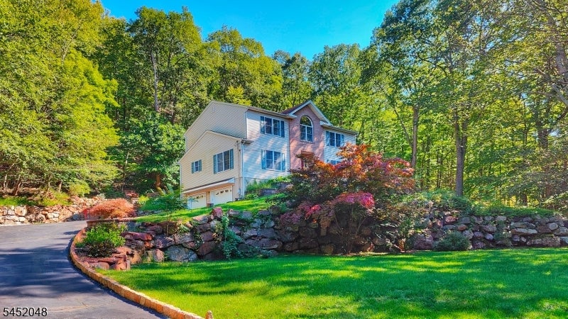 281 Kinnelon Rd