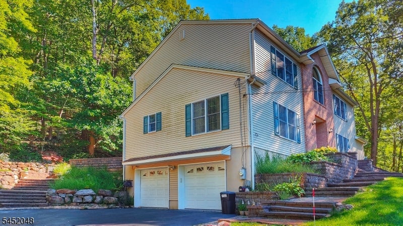 281 Kinnelon Rd