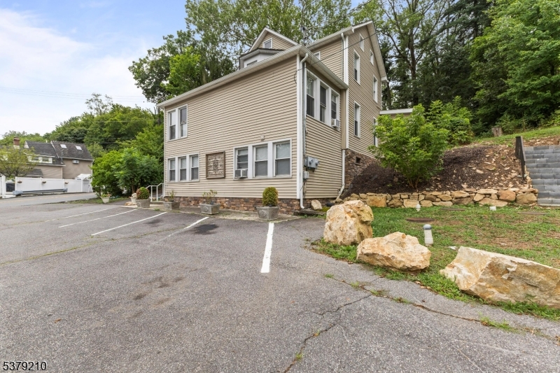 2115 State Route 31
