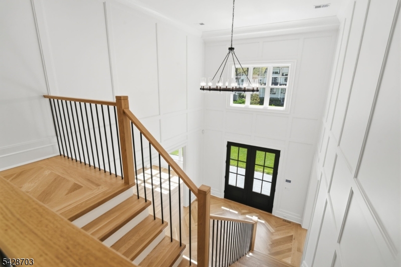 6 Benson Ct