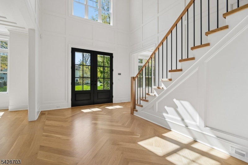 6 Benson Ct