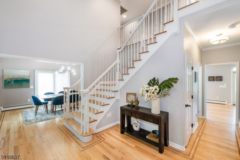 5 Crane Rd