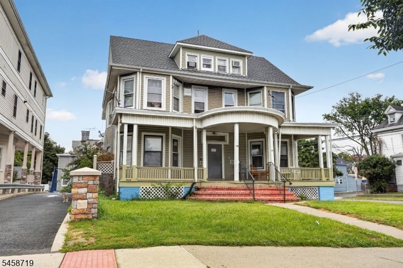 163 Livingston Ave