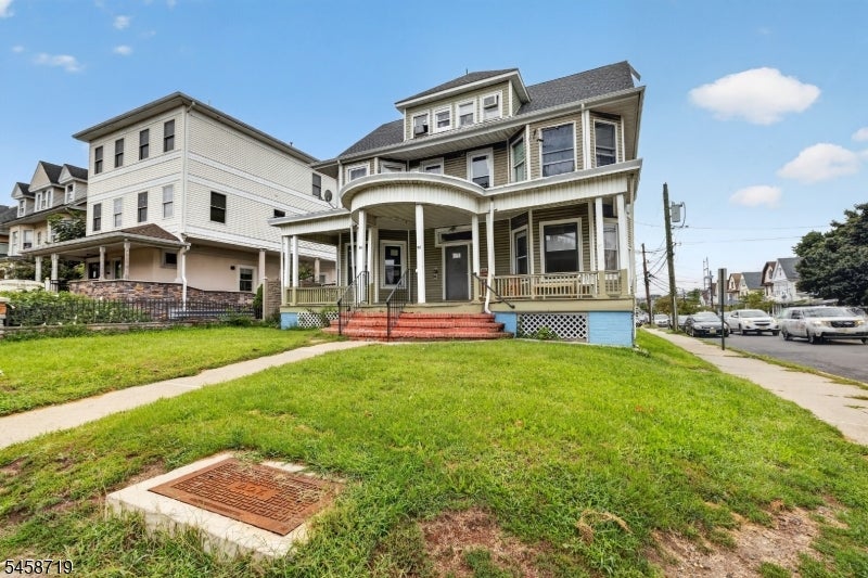 163 Livingston Ave