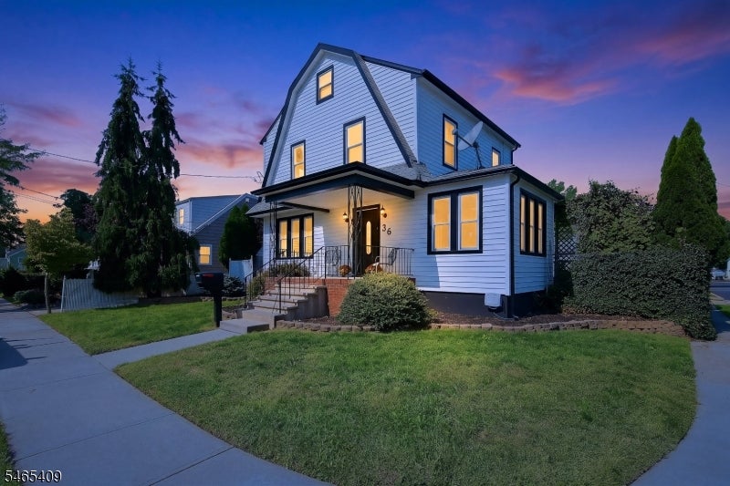 36 Willry St
