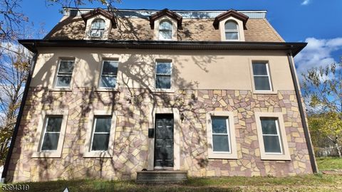 Photo of 236 W Mount Pleasant Ave U1 Ave #1, Livingston, NJ 07039 (MLS # 3995215)