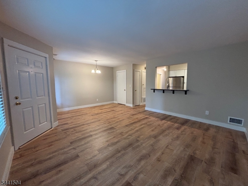 42 Stevens Ct