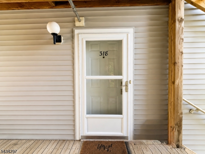 318 Stratford 318