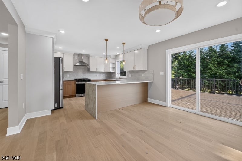 183 Jefferson Ave