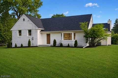 Photo for 183 Jefferson Ave