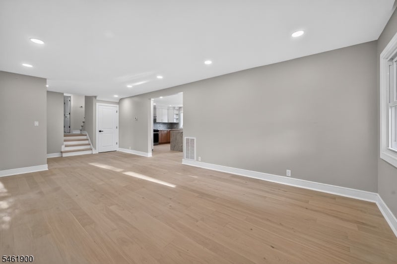 183 Jefferson Ave