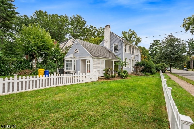 1187 Sussex Rd