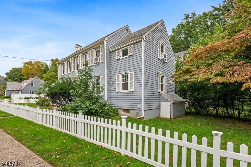 1187 Sussex Rd