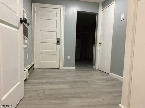 182-184 Alabama Ave Paterson City NJ 07503