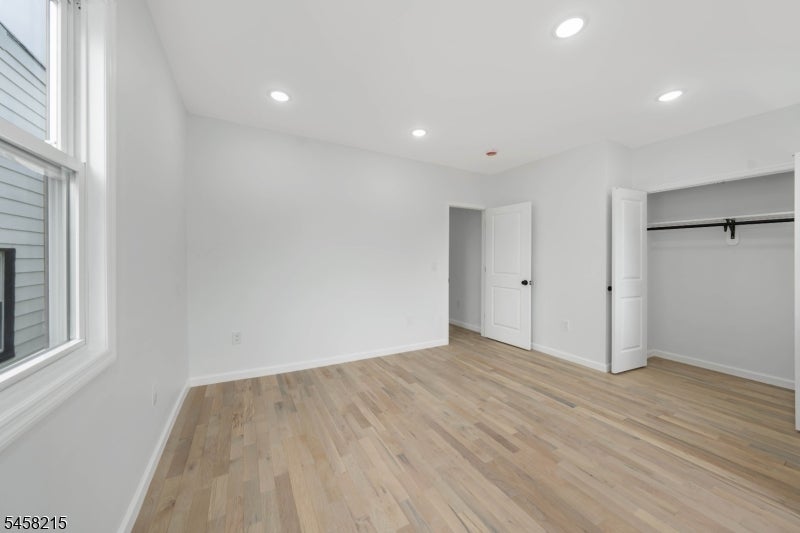 303 Ellis Ave
