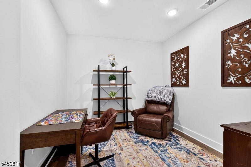 1 Vanderbilt Blvd 303