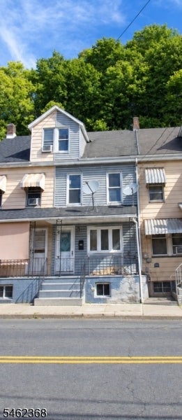 755 S Main St