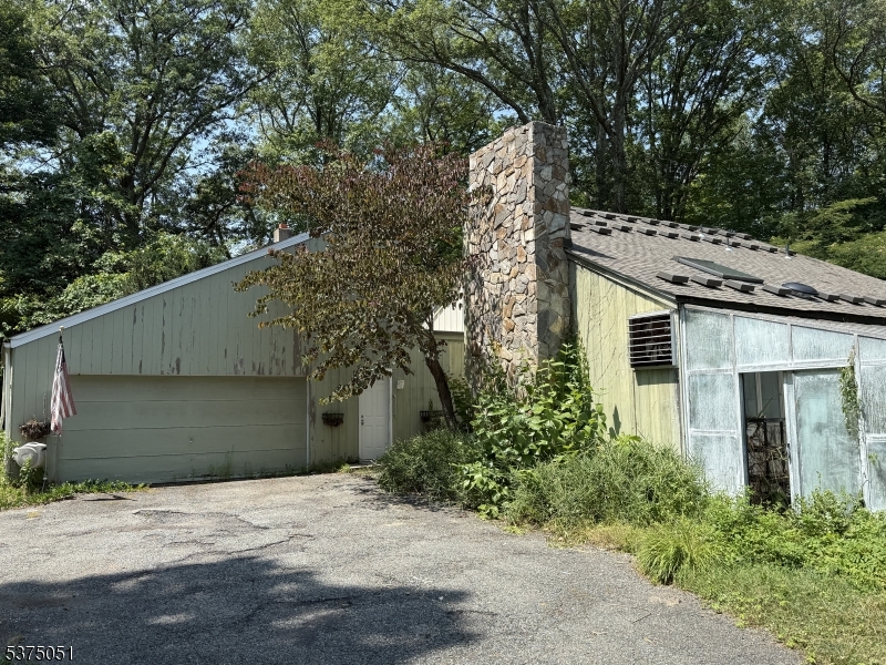 83 Timberbrook Rd