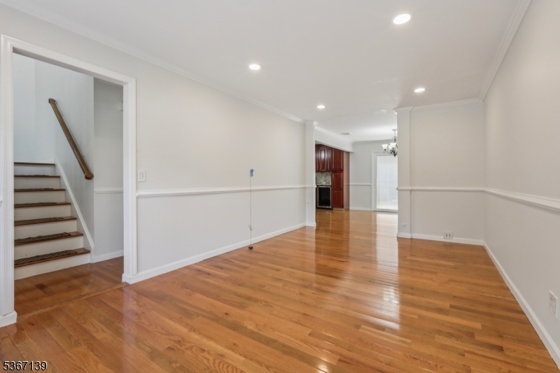 237 Wmadison Ave