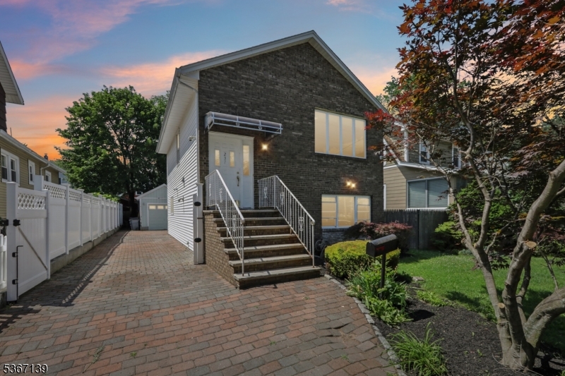 237 Wmadison Ave