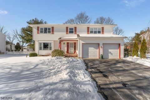 16 Aberdeen Cir Raritan Twp. NJ 08822