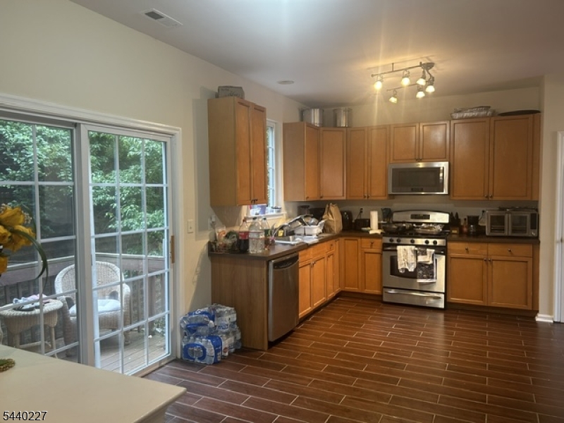 310 Winding Hill Dr