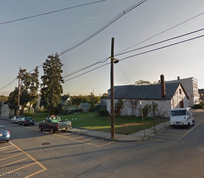 120 Birch St