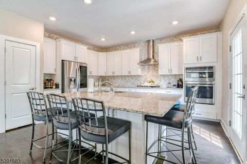 1529 Paxton Ln Monroe Twp. NJ 08831