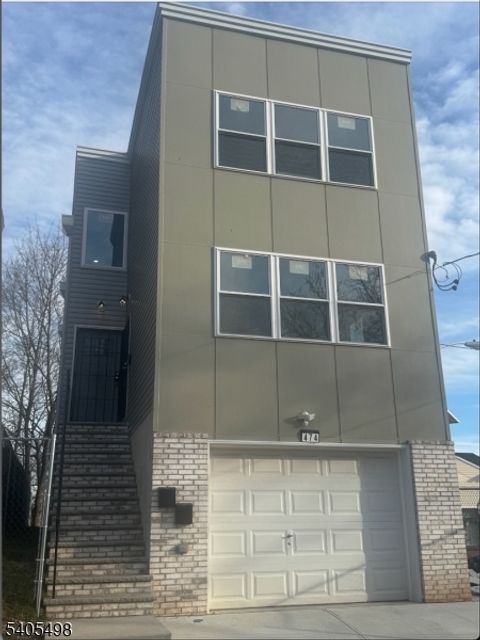 474 S 15th Street Newark City NJ 07103